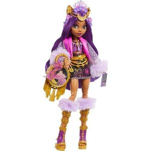 Monster High Clawdeen Wolf-pop met Glam Monster Fest-outfit en accessoires met festivalthema, zoals snacks, bandposter, statement-tas en meer