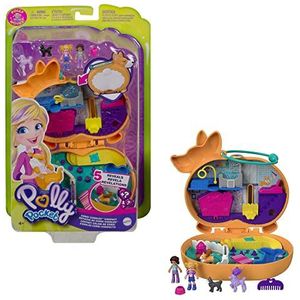 Polly Pocket Corgi Knuffels Compacte Speelkoffer met dierenhotel als thema, micropoppen Polly en Shani, 2 hondenfiguurtjes (een poedel en een husky), voor kinderen vanaf 4 jaar, GTN13