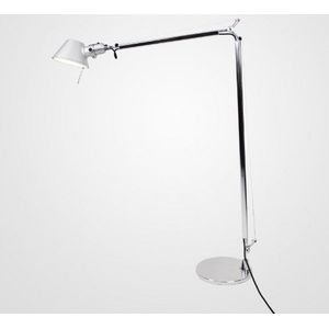 Artemide - Tolomeo Lettura leeslamp. Hoogwaardige staande lamp van gepolijst aluminium met standaard ø23 cm. Made in Italy