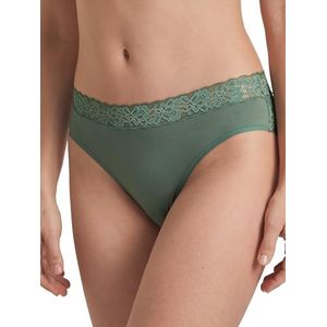 CALIDA Natural Comfort Lace Slip, Regular Cut dames, van hoogwaardig Supima-katoen, met vrouwelijke kanten details, Laurel Green, 40/42