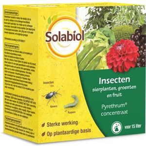 Solabiol Pyrethrum Concentraat - 30 ml - Insecten Bestrijdingsmiddel op Plantaardige basis - Insectenspray voor Groente-, Fruit- en Siergewassen - Werkt Snel - Goed voor 15 L