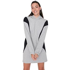 TRENDYOL Dames grote maten midi basic nauwsluitende gebreide plus-size jurk, grijs, M