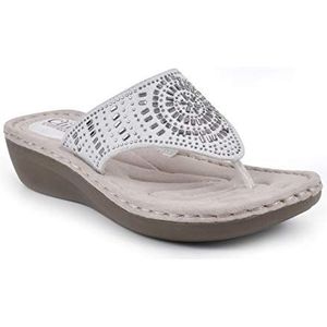 CLIFFS BY WHITE MOUNTAIN Cienna Women's Thong Sandal, White/Fabric, 8 M