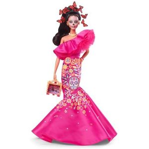 ​Día De Muertos 2023 Barbie Pop, in roze jurk met ruches en haar kleine ofrenda in haar handen, Barbie Signature HJX14