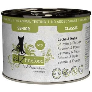 catz finefood Senior N°05 Zalm & Kip Kattenvoer, nat - premium natvoer voor je senior kat - graanvrij, zonder suiker, hoog vleesgehalte, vitaminen en mineralen (blikje van 6 x 200 g)