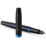 PARKER IM Vibrant Rings Vulpen | Satijn Zwart Lak met Marine Blue Accents | Fijne Punt met Blauwe Inktvulling | Geschenkdoos