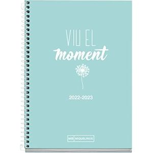 MIQUELRIUS - Kalender september 2022 juni 2023 - dag pagina - actief formaat 11,7 x 17,4 cm - samentalig: catalan, Engels, school - blauwe spreuk