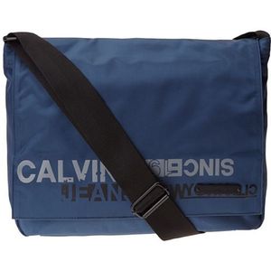 Calvin Klein Jeans E/W Messenger nylon schoudertas - blauw (C79)
