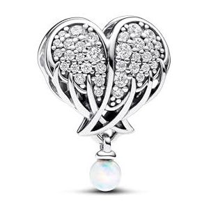 PANDORA Moments Funkelnde Engelsflügel & Herz Charm aus Sterling Silber mit Zirkonia, Kompatibel Moments Armbändern, 792980C01