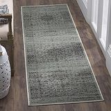 SAFAVIEH Traditioneel tapijt voor woonkamer, eetkamer, slaapkamer - vintage collectie, korte pool, grijs en sparrenhout, 66 x 244 cm
