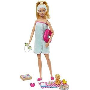 Barbie Spa Pop, blond, met puppy en 9 accessoires waaronder een nekkussen, rubber eendje en komkommer-oogmaskers, leuk cadeau voor kinderen tussen de 3 en 7 jaar