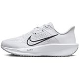 Nike - Quest 6 - Hardloopschoenen