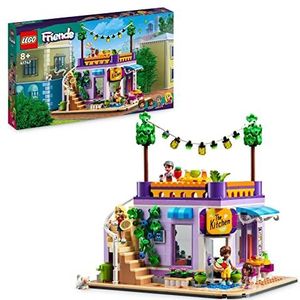 LEGO Friends Heartlake City Gemeenschappelijke Keuken Bouwpakket met Speelgoed Kookaccessoires, 3 Poppetjes plus een Huisdier Churro de Kat, Combineerbaar met Buurtcentrum (41748) 41747