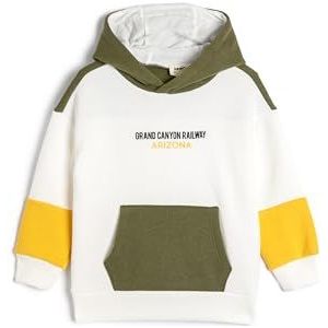 Koton Boys's Sweatshirt met capuchon en lange mouwen, pocketdetail, bedrukt sweatshirt, ecru(010), 6-7 jaar