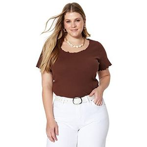 Trendyol Vrouw getailleerde basic ronde hals gebreide plus size blouse, bruin, 6XL, Bruin, 6XL Grote Maten