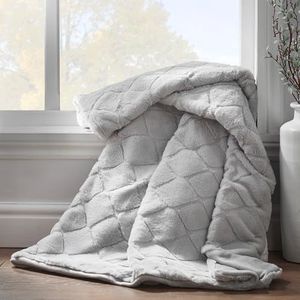 Catherine Lansfield Downstairs Cosy Diamond Faux Fur Soft 130x170cm Deken Throw Silver Grey