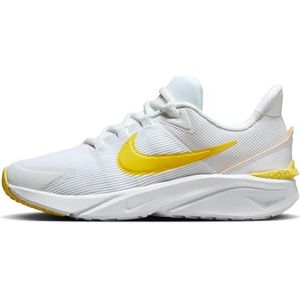 Nike Star Runner 4 NN (GS), sneakers, Summit White/Opti Yellow-Vivid SULF, 39 EU, Summit White Opti Yellow Vivid Sulf, 39 EU