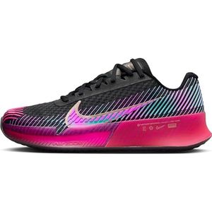 NIKE Nikecourt Air Zoom Damp 11 PRM, laag, meerkleurig (Black Multi Color Fireberry Fierce Pink), 42 EU