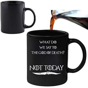 What do we say to The God of Death? Not Today - magische mok met warmteverandering en geschenkdoos - 307 ml