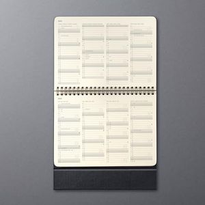 SIGEL C2581 tafelkalender querkalender 2025, ca. A5 liggend, zwart, hardcover, 2 pagina's = onderaan maand/boven, notitiepagina, 144 pagina's, om neer te zetten, PEFC-gecertificeerd, conceptum