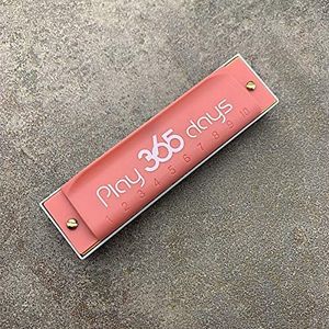 Suzuki 10-holes harmonica ""Play 365"" in rood - sleutel van C