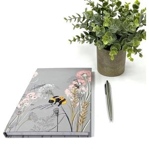 Exacompta - Ref GS033Z Journal/Dagboek/Planner/Notebook Bee & Flower Design A5 in grootte met 140 gelinieerde pagina's, roze lint bladwijzer met hetzelfde ontwerp als de omslag op elke pagina in