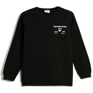 Koton Boys's Long Sleeve Crew Neck Printed Detail Soft Interior Sweatshirt, zwart (999), 6-7 jaar