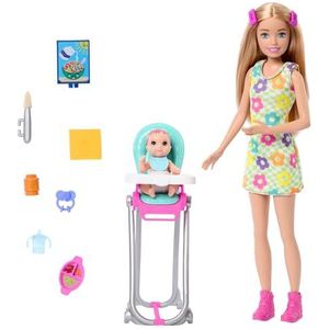 Barbie Skipper Pop en Speelset met accessoires, babysitten met als thema de maaltijd, kleurveranderend speelgoed, HTK35