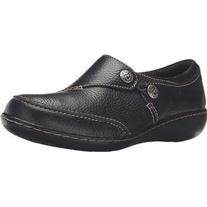 CLARKS Women's Ashland Lane Q Slip-On Loafer, Black, 9.5 W US