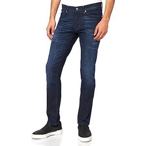 GANT Maxen Active-Recover Jeans voor heren, Donkerblauw gedragen in, 31W / 34L