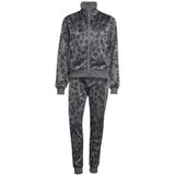 adidas - Essentials Feelcozy AOP - Trainingspak - Dames - Luipaardprint