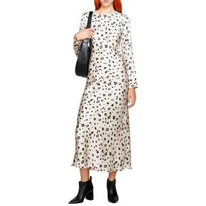 Sisley Jurk, 79b, 40