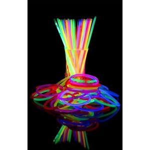 UV FLOOR - 100 stuks lichtgevende neonarmbanden + 100 connectoren – premium kwaliteit – lichtgevende accessoires – fluorescerend – feest – kostuum – mix van verschillende kleuren