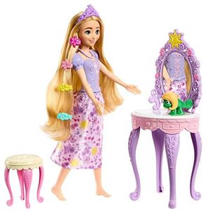 Mattel Disney Prinses Speelgoed, Rapunzel Pop met Kaptafel, Pascal en 10 accessoires, geïnspireerd op de Disney film HLX28