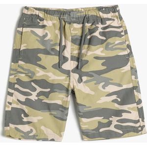 Koton Boys's Bermuda Military Parachute Stof Zakken Trekkoord Katoen Shorts, groen design (7d5), 5-6 Jaar