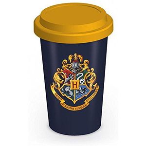 empireposter - Harry Potter - Hogwarts Travel Mug - Grootte (cm), ca. Ø9 H13,5 - Reisbeker, NIEUW - Beschrijving: - Keramische mok dubbelwandig, conisch, bodem Ø 6 cm. Inhoud: ca. 450 ml. met