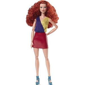 Barbie Looks Pop, krullend rood haar, colorblock outfit met minirok, stylen en showen, modeverzameling, Barbie Signature Looks HJW80