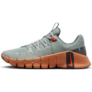 Nike Free Metcon 5 Herensneakers, Mica Green/Campfire Orange-Amber BR, 41 EU, Mica Green Campfire Orange Amber Br, 41 EU