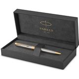 Parker Sonnet balpen | roestvrij staal met gouden trim | medium punt zwarte inkt | geschenkverpakking