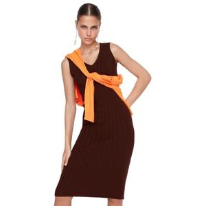 Trendyol Dames Maxi Basic Regular Geweven Jurk, BRON, L
