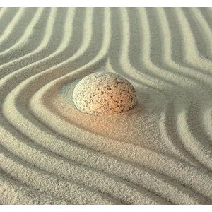 Rasch behang 893304 - fotobehang op vlies met zand en in het midden een kleine steen in beige uit de collectie Magicwalls - 2,65 m x 2,65 m (l x b)