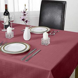 Emma Barclay Chequers tafelkleed, Polyester, wijn, 178 x 127 cm