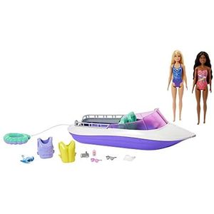 Barbie Zeemeermin Power Speelset met 2 Barbie Poppen en Drijvende Boot van 45 cm met Doorzichtige Bodem, 4 Stoelen en Accessoires, speelgoed voor kinderen van 3 jaar en ouder, HJK58