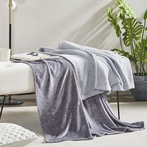 Penguin Home Solid Flanel gooien dekenset van 2 kleuren - grijs charcol & zilver super zacht lichtgewicht luxe pluche tweezijdige warme slaapkamer gooit voor bank, 120 x 150 cm