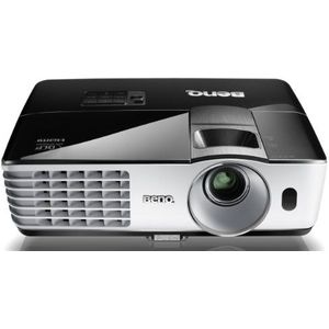BenQ MH680 3D DLP-projector (New 3D, Full HD, 1920x1080 pixels, contrast 13000:1, 3000 ANSI lumen, HDMI, D-Sub) incl. WiFi-USB-dongle zwart