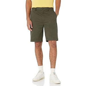 Amazon Essentials Men's Korte broek met binnenbeenlengte van 23 cm en klassieke pasvorm, Olijfgroen, 31