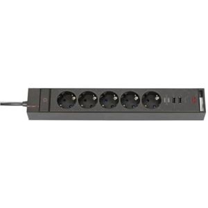 Gaming-powerstation met 5 stopcontacten en 2 USB-poorten type A. Ideaal voor gamers die meerdere aansluitingen praktisch en efficiënt nodig hebben, perfect voor je game-setup.