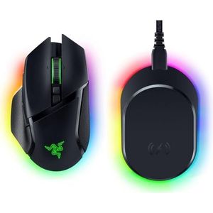 Razer Basilisk V3 Pro - Aanpasbare draadloze gamingmuis met Razer HyperScroll Tilt Wheel (Focus Pro 30K optische sensor, 13-zones Chroma verlichting) Zwart & MOUSE DOCK PRO + WIRELESS CHAR