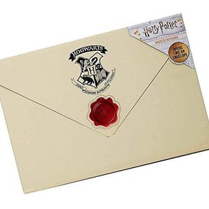 Harry Potter notitieboek in de vorm van een envelop, 120 pagina's gelinieerd papier, Kan ook gebruikt worden als dagboek, Ideaal voor Zweinstein fans