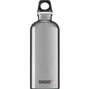 SIGG - Aluminium fles - Traveller - Gecertificeerd CO2-neutraal - Geschikt voor frisdranken - Waterdicht en licht - BPA-vrij - Aluminium